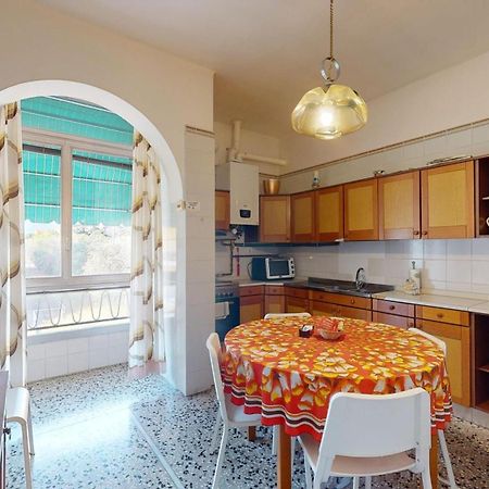 Апартаменты Casa Ines - By Ligooria Пьетра-Лигуре Экстерьер фото